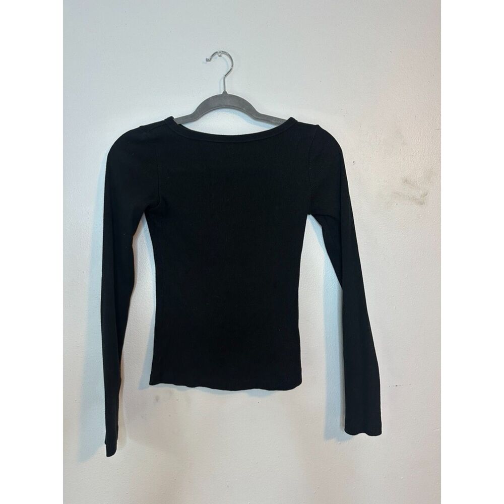 Universal Threads Black Cropped Ribbed Long Sleeve Top